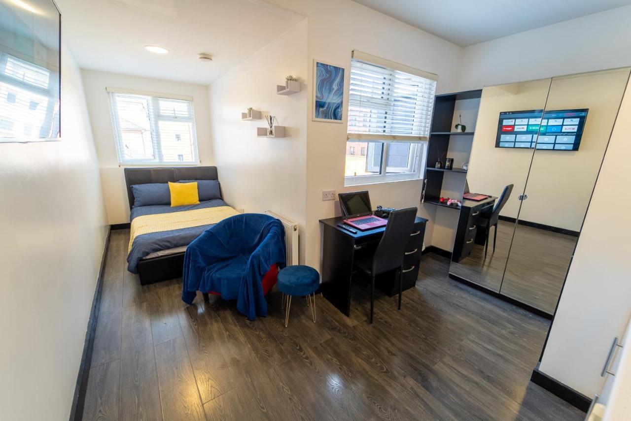 Stay Sa Cosy Equipped Studios Available 10 Mins From The City! Free Wifi &50" Smart Tv'S! Birmingham Rom bilde